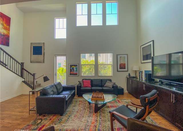 Property at 5 Abarrota St, Rancho Mission Viejo, CA 92694, 2 beds, 2.5 baths