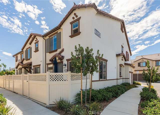 Property at 41973 Rondo St #1203, Murrieta, CA 92562, 3 beds, 2.5 baths