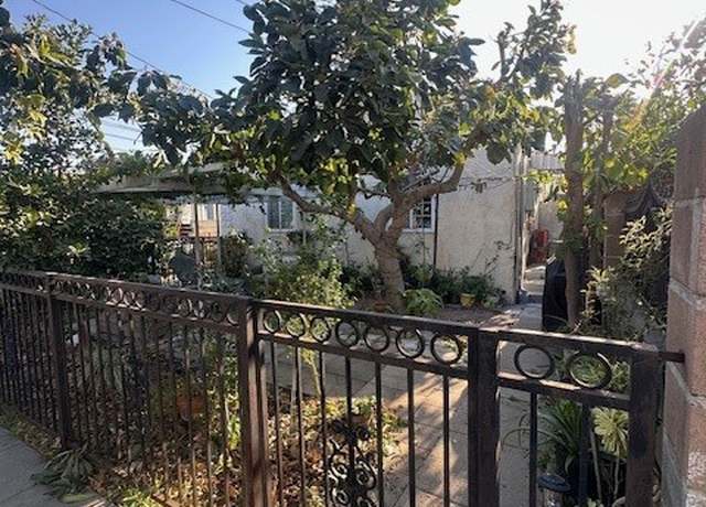 Property at 2850 Marsh St, Los Angeles, CA 90039, 3 beds, 3 baths