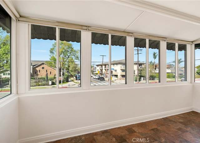 Property at 6160 Whitsett Ave #6, North Hollywood, CA 91606, 3 beds, 2 baths