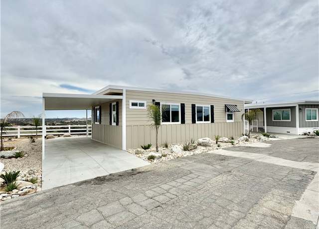 Property at 1134 Villa Calimesa Ln #20, Calimesa, CA 92320, 3 beds, 2 baths