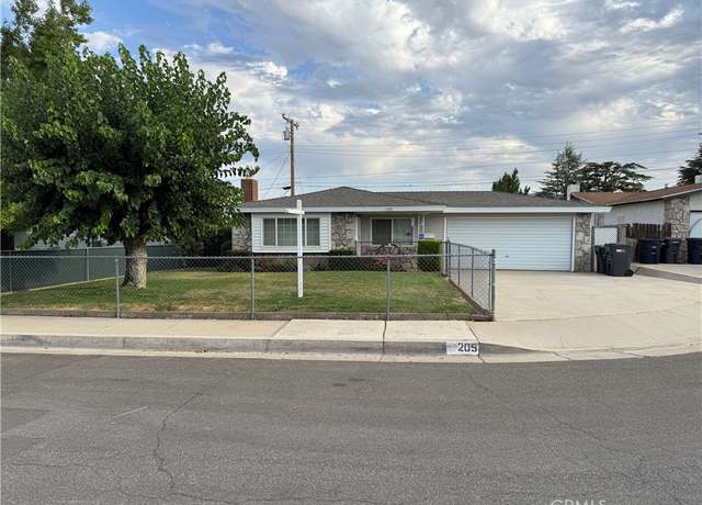 Property at 205 Bartlett St, Tehachapi, CA 93561, 3 beds, 2 baths