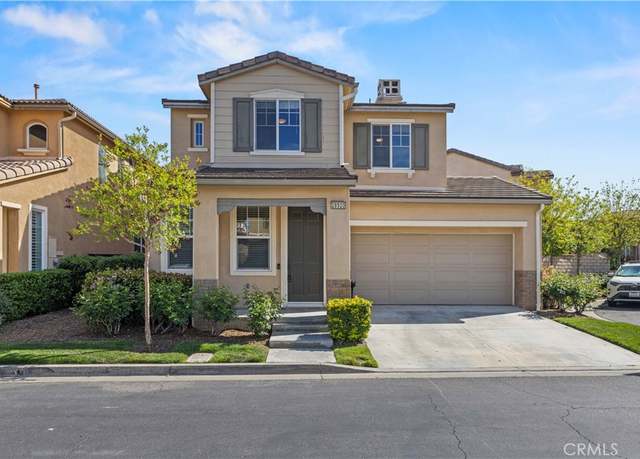 Property at 28920 Via Adelena, Valencia, CA 91354, 3 beds, 3 baths
