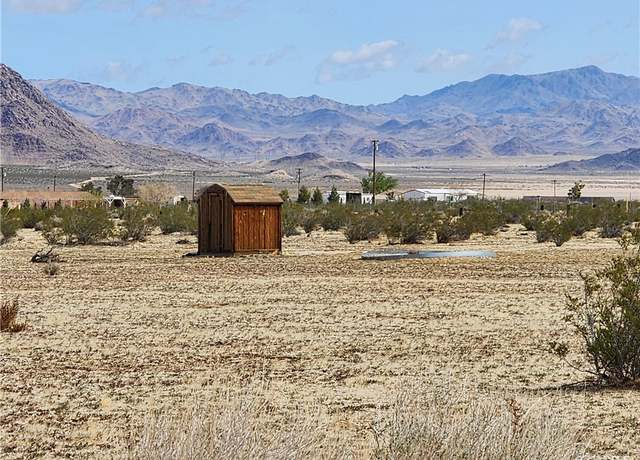 Property at 30280 Buchanan St, Lucerne Valley, CA 92356