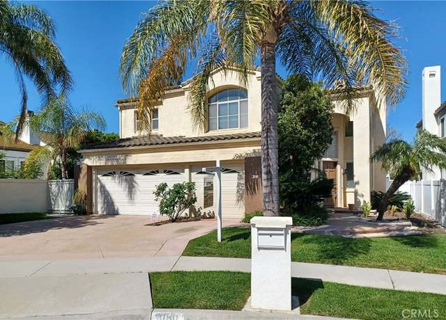 Property at 1050 Ginger Cir, Corona, CA 92879, 5 beds, 2.5 baths
