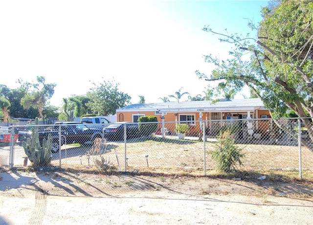 Property at 29600 Bettelyle Ln, Nuevo, CA 92567, 2 beds, 2 baths