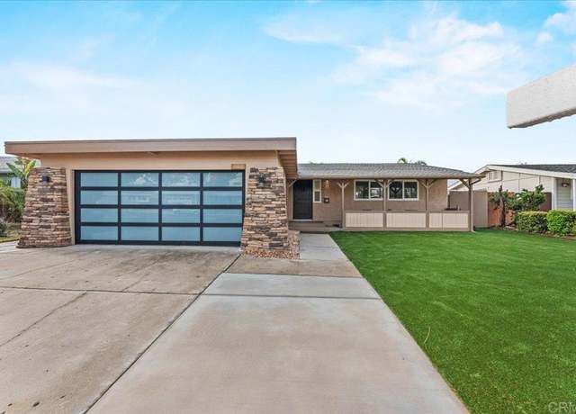 Property at 8611 Carlton Oaks Dr, Santee, CA 92071, 3 beds, 2 baths