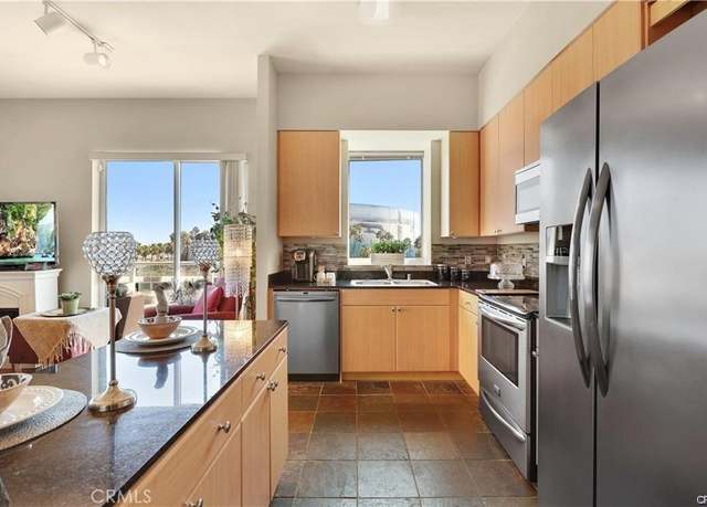 Property at 388 E Ocean Blvd #317, Long Beach, CA 90802, 1 bed, 1 bath