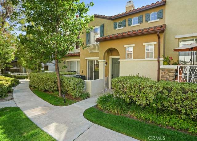 Property at 28252 Canterbury Ct, Valencia, CA 91354, 2 beds, 3 baths