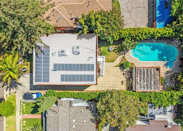 Property at 933 N Harper Ave, West Hollywood, CA 90046, 6 beds, 5 baths