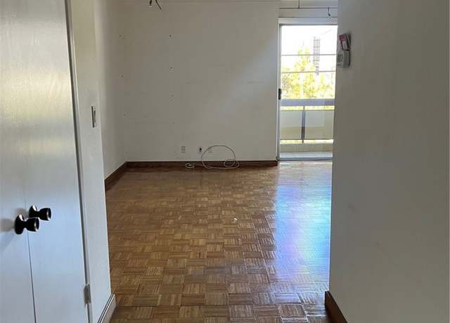 Property at 321 S San Vicente Blvd #608, Los Angeles, CA 90048, 2 beds, 2 baths