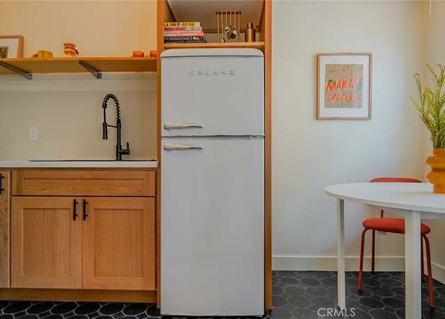 Property at 325 W 3rd St #107, Long Beach, CA 90802, 1 bath