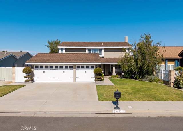 Property at 20072 Mural Cir, Huntington Beach, CA 92646, 4 beds, 2.5 baths