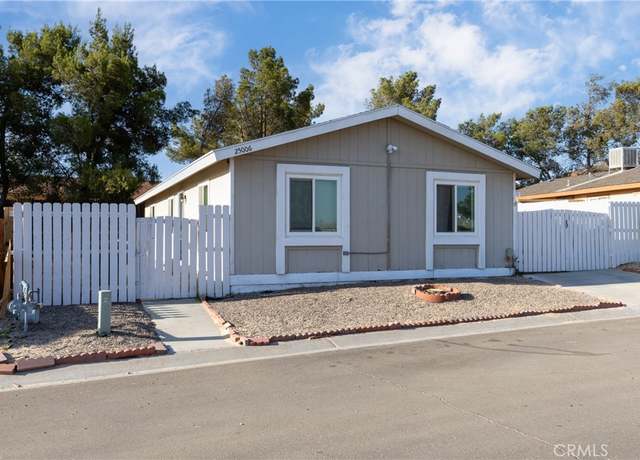 Property at 25006 Camino Del Sol, Barstow, CA 92311, 3 beds, 2 baths