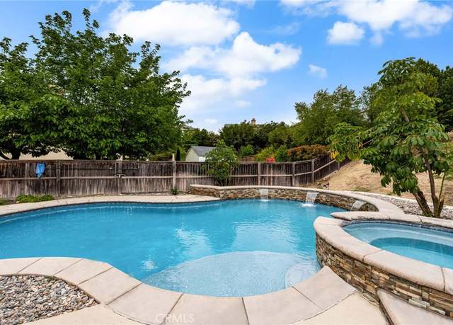 Property at 25149 Dogwood Ct, Corona, CA 92883, 4 beds, 3 baths