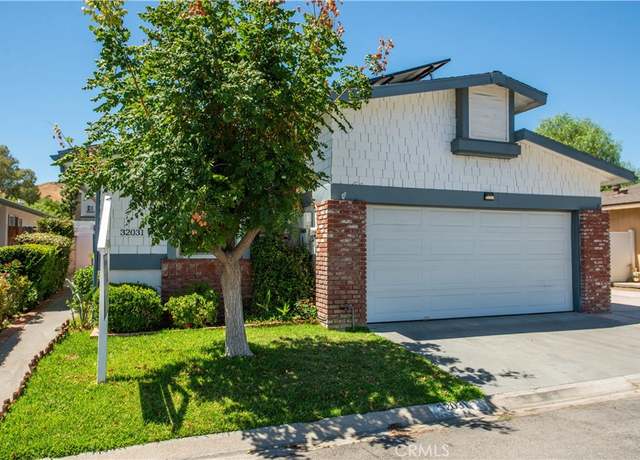 Property at 32031 Emerald Ln, Castaic, CA 91384, 4 beds, 3 baths