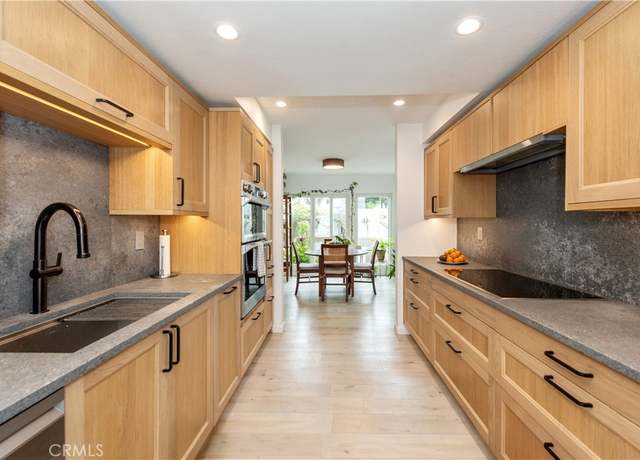 Property at 430 Orion Way, Newport Beach, CA 92663, 3 beds, 2.5 baths