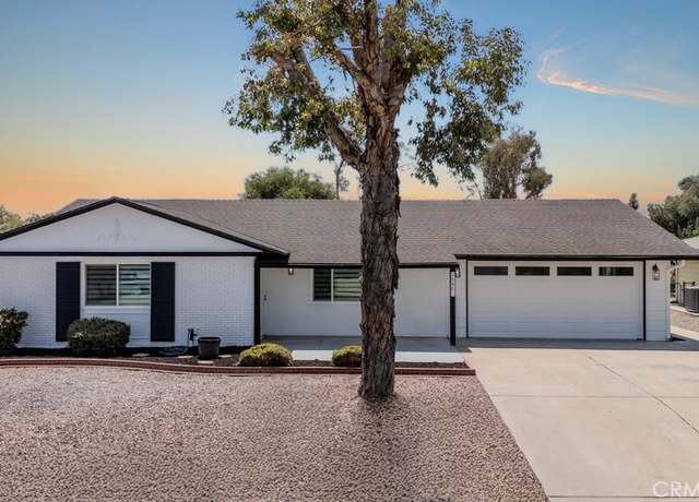 Property at 28881 W Worcester Rd, Menifee, CA 92586, 2 beds, 2 baths