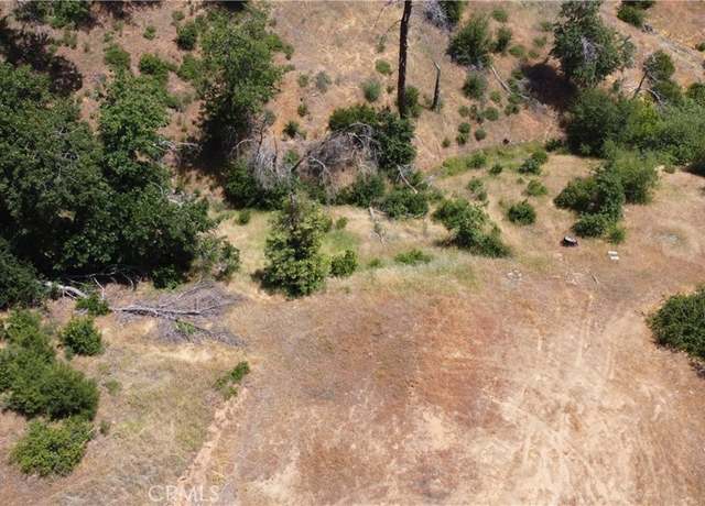 Property at 10255 Carrousel Dr, Redding, CA 96001