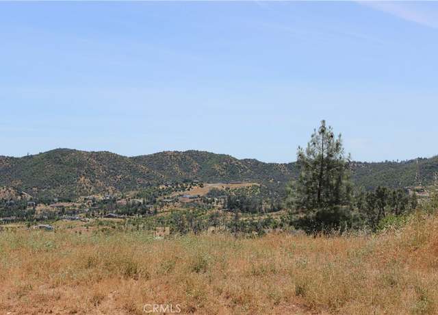 Property at 10255 Carrousel Dr, Redding, CA 96001