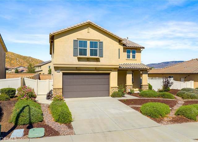 Property at 3743 Mulberry St, San Jacinto, CA 92582, 3 beds, 2.5 baths