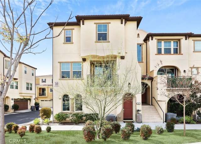 Property at 112 High Mdw, Lake Forest, CA 92610, 2 beds, 2.5 baths