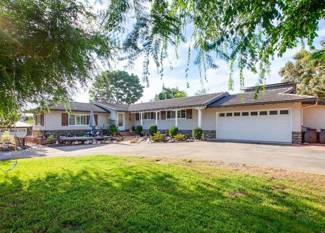 Property at 2392 Fire Mountain Dr, Oceanside, CA 92054, 2 beds, 2 baths
