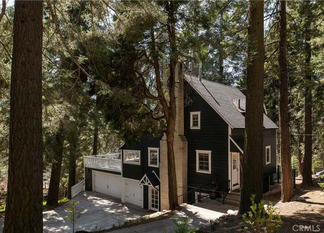 Property at 920 Oak Rd, Lake Arrowhead, CA 92385, 3 beds, 3.5 baths