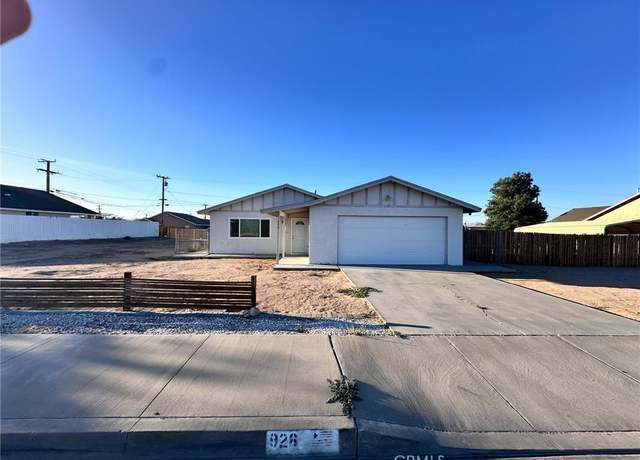 Property at 926 W Dolphin Ave, Ridgecrest, CA 93555, 3 beds, 2 baths
