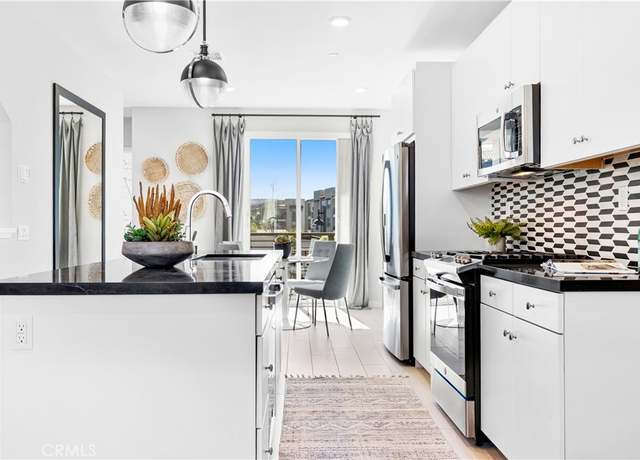 Property at 612 Prickly Pear Way, Rancho Mission Viejo, CA 92694, 2 beds, 2.5 baths