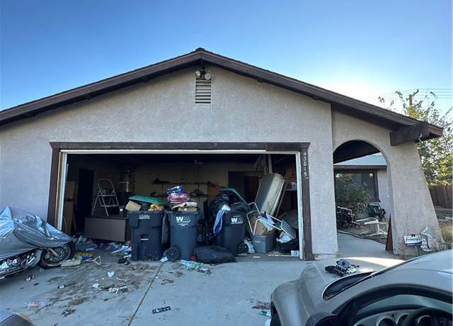 Property at 43815 Gillan Ave, Lancaster, CA 93535, 3 beds, 2 baths
