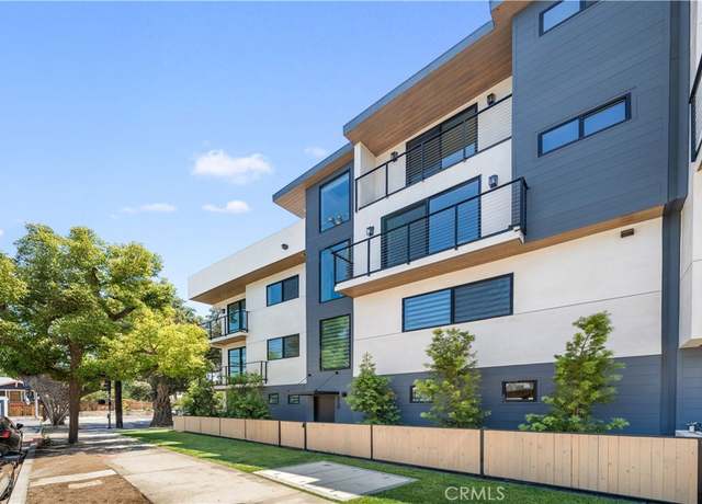 Property at 6050 E Burwood Ave, Los Angeles, CA 90042, 4 beds, 4.5 baths
