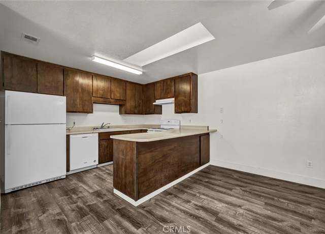 Property at 19270 Mountain S, Hidden Valley Lake, CA 95467, 6 beds, 4 baths