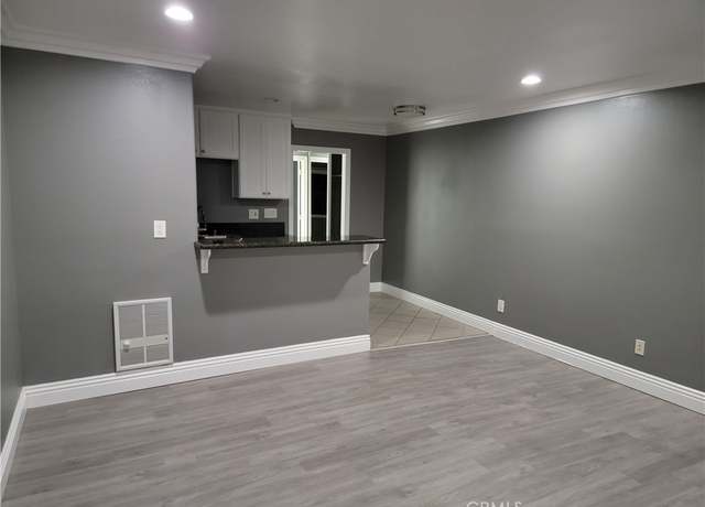 Property at 1725 Loma Ave #14, Long Beach, CA 90804, 1 bed, 1 bath
