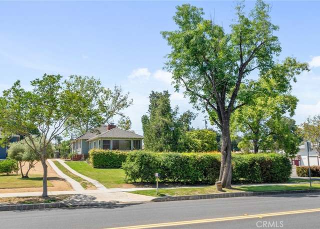 Property at 1000 E Colton Ave, Redlands, CA 92374, 3 beds, 2 baths