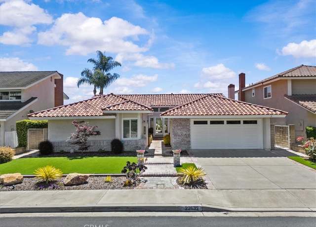 Property at 22632 Reinosa, Mission Viejo, CA 92691, 4 beds, 2.5 baths