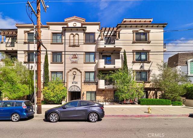 Property at 4724 Kester Ave #404, Sherman Oaks, CA 91403, 3 beds, 2 baths
