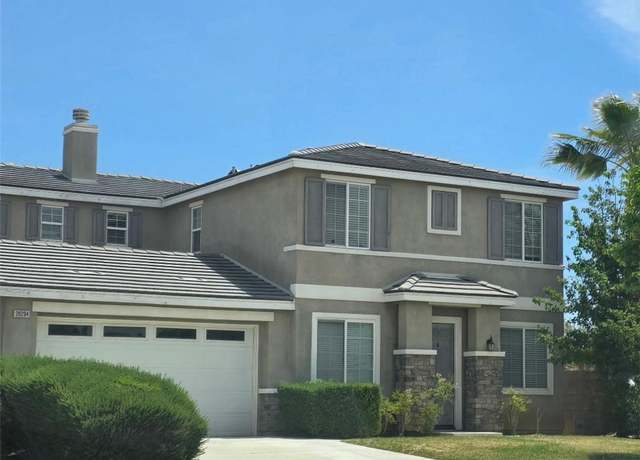 Property at 39294 Butler St, Palmdale, CA 93551, 4 beds, 2.5 baths