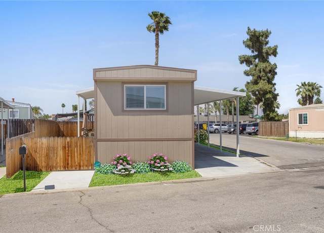 Property at 35 Cedarwood Ln, Bakersfield, CA 93308, 2 beds, 1 bath