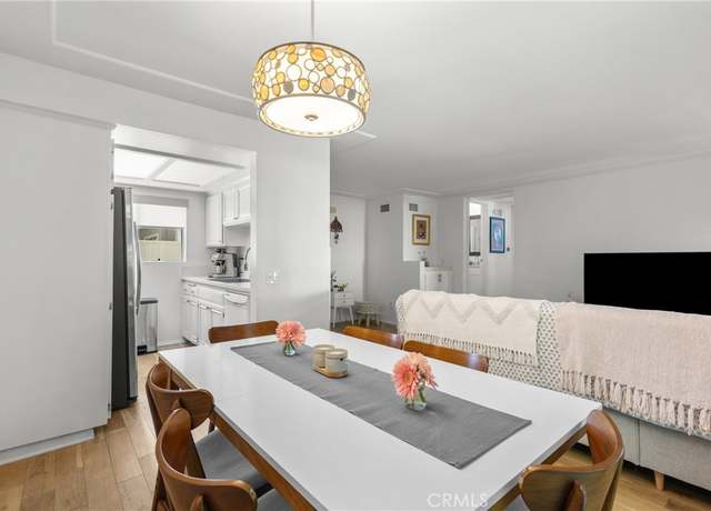 Property at 4859 Coldwater Canyon Ave #4, Sherman Oaks, CA 91423, 2 beds, 2 baths