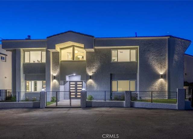 Property at 23835 Bella Vista Dr, Newhall, CA 91321, 4 beds, 4 baths