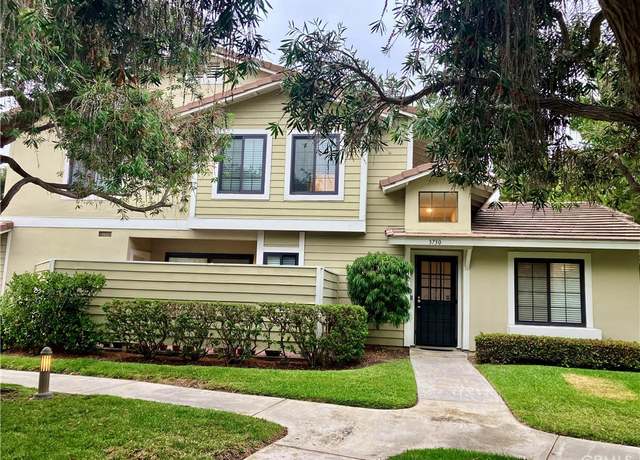 Property at 3730 Carmel View Rd, San Diego, CA 92130, 3 beds, 2.5 baths