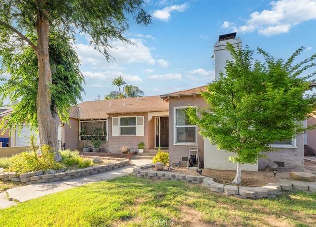 Property at 315 E Clinton Ave, Fresno, CA 93704, 3 beds, 2 baths