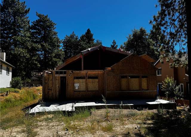 Property at 2131 Spring Oak Dr, Running Springs Area, CA 92382, 3 beds, 2 baths