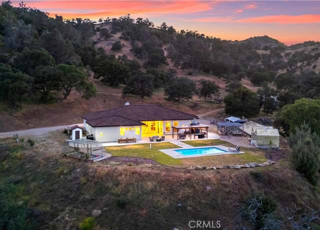 Property at 20991 Old Town Rd, Tehachapi, CA 93561, 5 beds, 5 baths