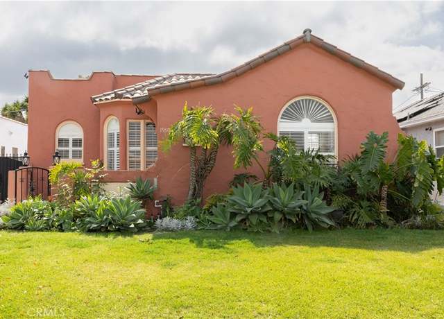 Property at 1950 W 79th St, Los Angeles, CA 90047, 3 beds, 1.5 baths