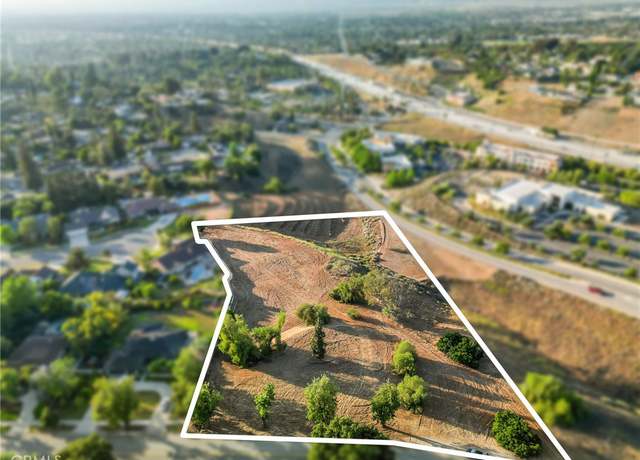 Property at 221 E Sunset Dr N, Redlands, CA 92373