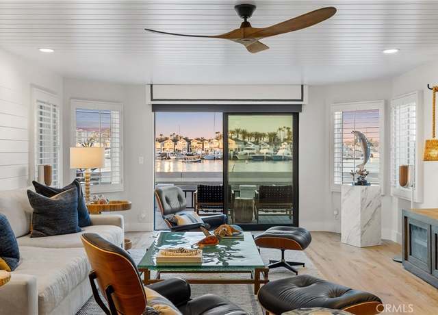 Property at 1819 W Bay Ave Unit A, Newport Beach, CA 92663, 2 beds, 2.5 baths
