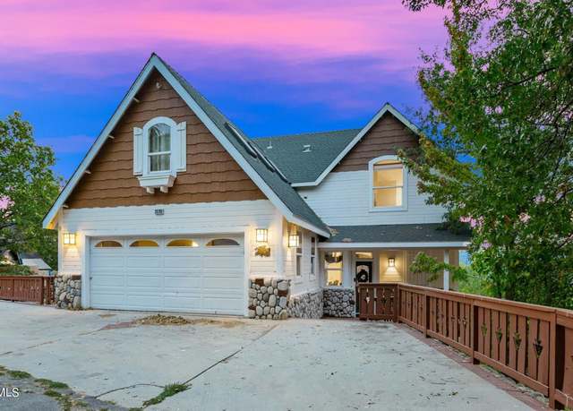 Property at 28708 Zion Dr, Lake Arrowhead, CA 92352, 4 beds, 2.5 baths