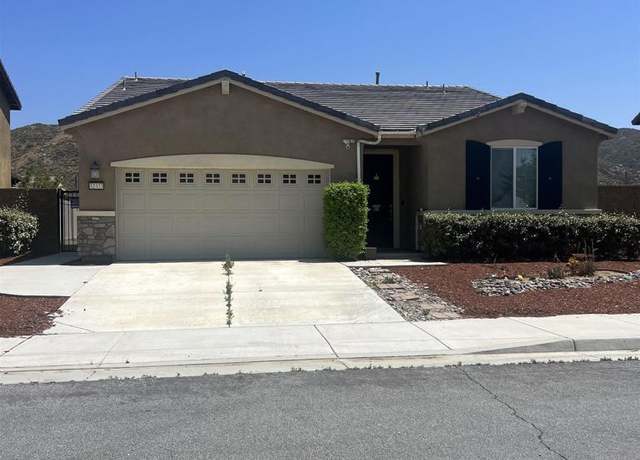 Property at 32323 Roman Warren Way, Winchester, CA 92596, 3 beds, 2 baths